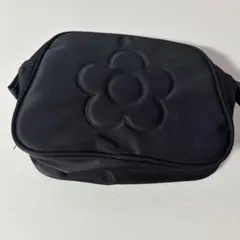 マリークヮント　ポーチ　黒