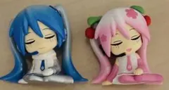 肩咚Fig. 初音未來 雪未來 櫻未來