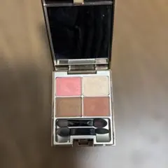 ルナソル　アイシャドウ　マカロングロウアイズ　01