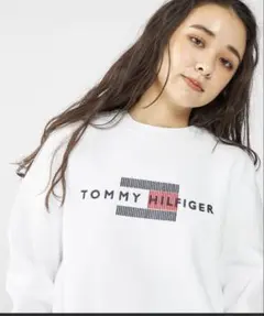 TOMMY HILFIGER ホワイト スウェット Lサイズ