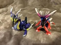 ポケモンフィギア　コライドン＆ミライドン＆ムゲンダイナ セット モンコレ