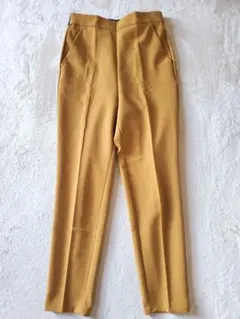 センタープレス テーパードパンツ