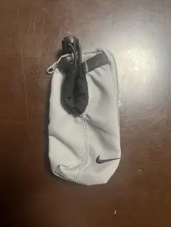 Item thumbnail for item 40b0b29b-074a-4f45-a74d-acbf6d71834e