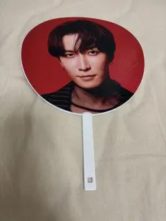 SnowMan うちわ ＯＮ　渡辺翔太