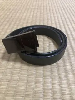 GUCCI グッチ　黒 レザーベルト 四角バックル