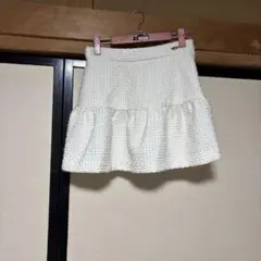 ホワイト フレアスカート ツイード風 インナーパンツ付き