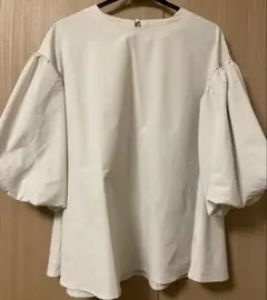 coca 袖バルーン Aラインブラウス アイボリー Mサイズ