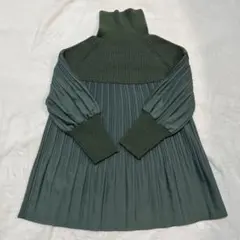 値下タートルネック グリーン プリーツトップス　異素材ニットレディースチュニック