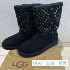 UGG スタッズ ムートンブーツ　23㎝　アグ　新品のサムネイル