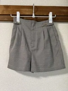 Chico チャーム付きタックスカート