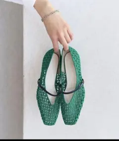 LE TALON スクエアクロシェストラップフラット