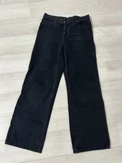 UNIQLO ブラック　バギージーンズ22(56cm)