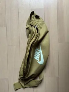 ナイキ　ショルダーバッグ