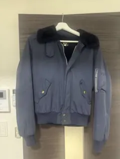 ネイビー MA-1ジャケット ファー付き