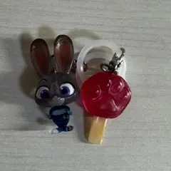 ズートピア　めじるしアクセサリー　アイスキャンディー＆ジュディホップス2個セット