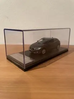 魂動　MAZDAマツダアクセラミニカーチタニウムフラッシュマイカのサムネイル