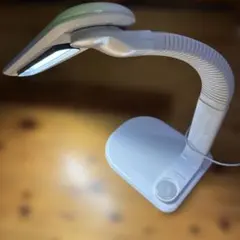 アイリスオーヤマ　LEDデスクライト