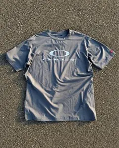 oakley tシャツ 立体ロゴ archive 袖赤タグ y2k 古着 - メルカリ