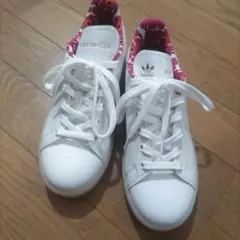 値引きadidas マリメッコ　Marimekko　スタンスミス　スニーカー