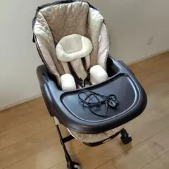 電動ハイローチェア　ベビーラック コンビ ネムリラ AUTO SWINGのサムネイル
