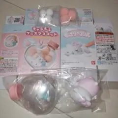 【サンリオ】食玩　キャラもふケースマスコット　もっちりころりん　ハローキティ