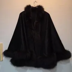 黒いカシミヤ100ケープファー付き