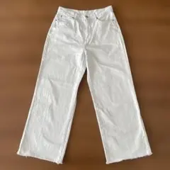 UNIQLO ワイドストレートジーンズ
