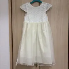 petit main アイボリー フリル袖ワンピース 130cm