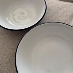 セラミックボウル 白とネイビーブルーのサムネイル
