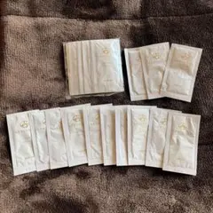 ノエビア スペチアーレ薬用クリーム サンプル×20枚 - メルカリ
