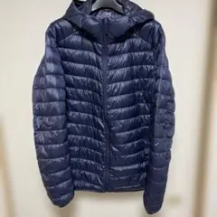 最終値下げしましたユニクロネイビー フード付き ダウンジャケット