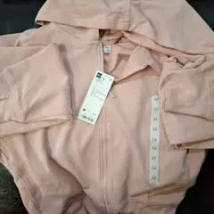 ピンク フルジップパーカー Mサイズ