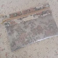 ハンドメイド　リバティWファスナーポーチ