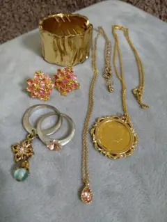 アクセサリーまとめ売り