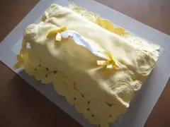 フリル 刺繍 花柄ティッシュカバー