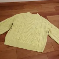 ケーブルニットセーター S ライトイエロー