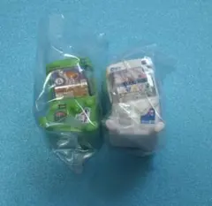 肩ズンfig.　ガチャマシン　グリーン　オフホワイト（旧ロゴ）