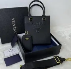 ショルダーバッグ ブラック