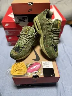 中古　27cm ナイキ エアマックス トライアックス