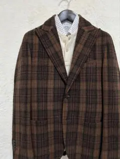 Item thumbnail for item 044b8529-bc0a-48ea-b91d-d8997c43dfc3