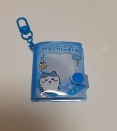 ちいかわ ミニコレクトブックキーホルダー ハチワレ