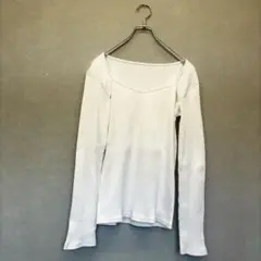 【AZUL BY MOUSSY】アズールバイマウジー ホワイト長袖Tシャツ