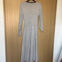 美品　VIS グレー ニット ロングワンピース 長袖