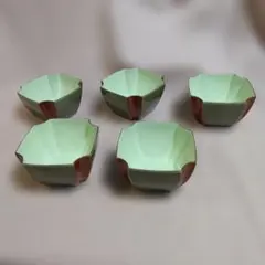 深川製磁 百年庵 茶灰釉赤 小どん 丼 小丼 鉢 5客 箱付 暮らしに馴染む「しのぎ」の器と温もりが伝わる「丼」の魅力－ | 特集