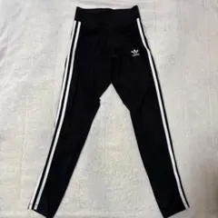 新品 アディダス 3ストライプ S ブラック レギンス　スパッツ