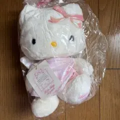 ２００４年 Hello Kitty ベアぬいぐるみ 2004年 Hello Kitty ベアぬいぐるみ - メルカリ