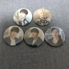 seventeen cafe ウォヌ　バッジ