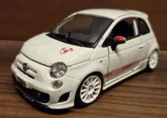 ブラーゴ　アバルト　500　2008　ホワイトチェッカールーフ　1/18 ブラーゴ アバルト 500 2008 ホワイトチェッカールーフ 1/18 - メルカリ