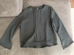 ロペマドモアゼル　黒フレア袖トップス