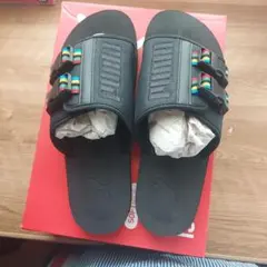 PUMA サンダル ブラック マルチカラーのサムネイル
